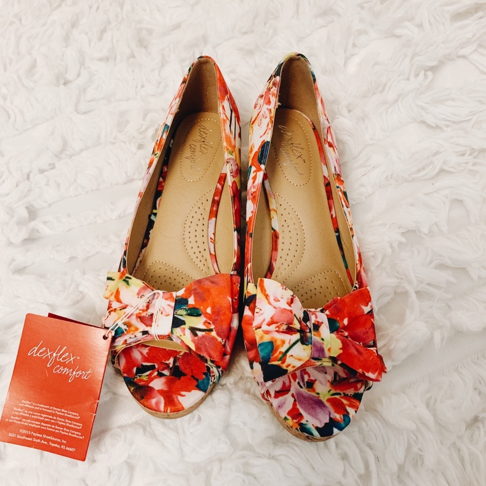 Floral Dexflex comfort shoes